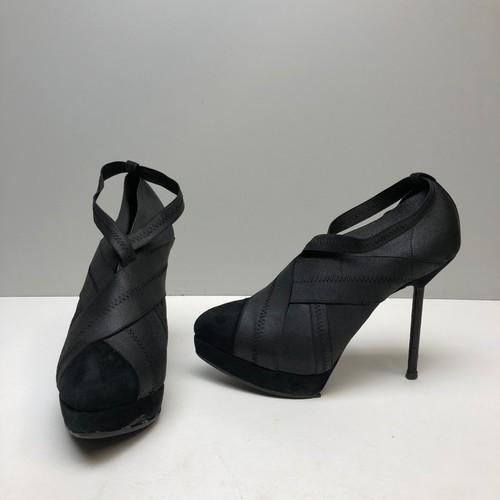 Paire chaussure talons - paire,
