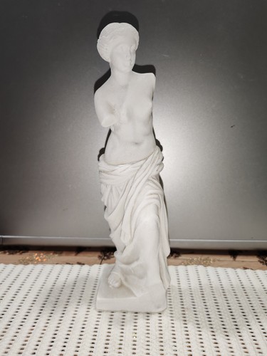 Ancienne venus milo en - ,