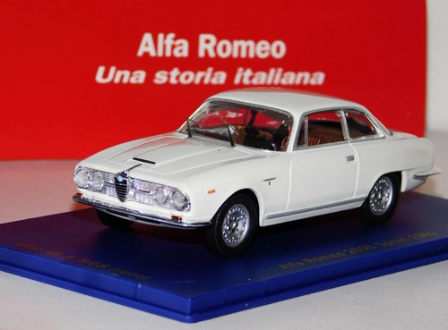 Alfa romeo 2600 sprint white - 2600,