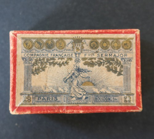 Boite plume sergent major - boite,
