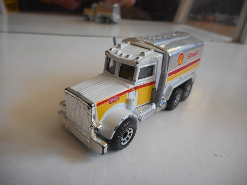 Matchbox peterbilt truck - matchbox,