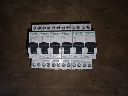 Schneider 21024 disjoncteur - 21024,