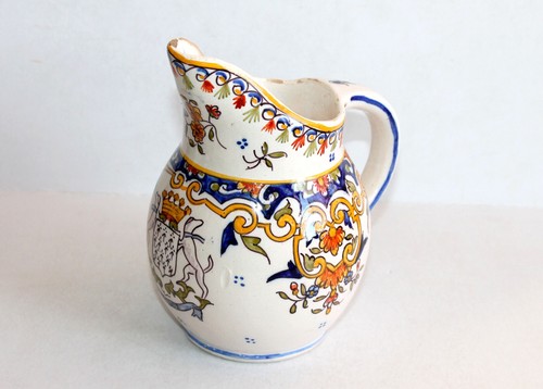 Joli ancien broc carafe - joli,