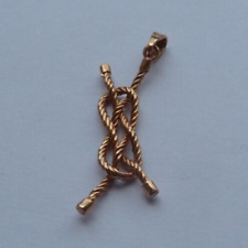 beau pendentif corde en métal