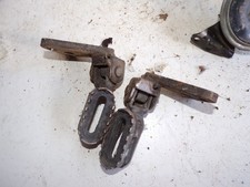 Yamaha 250 XT Cales pieds pilote 4Y0 14825