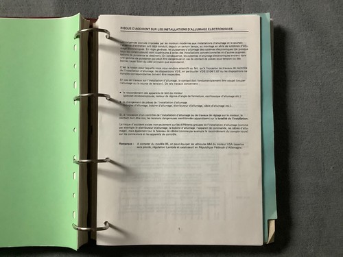 Document officiel porsche 944 - document,