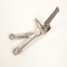 Platine de repose pied