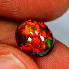 Opale noire d'Ethiopie, taille