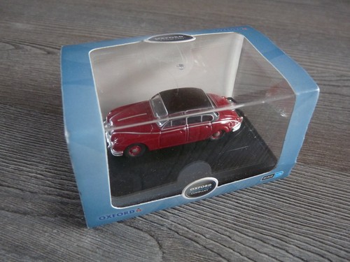 Modèle réduit jaguar mk2 - réduit,