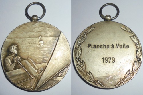 Belle medaille marine planche - medaille,