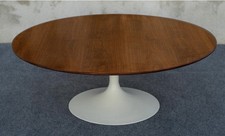 Wonderful Original Vintage Knoll Saarinen 42” Mid Century Modern Coffee Table
