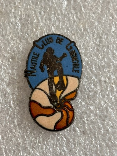 Pin nautile club de - pin’s,