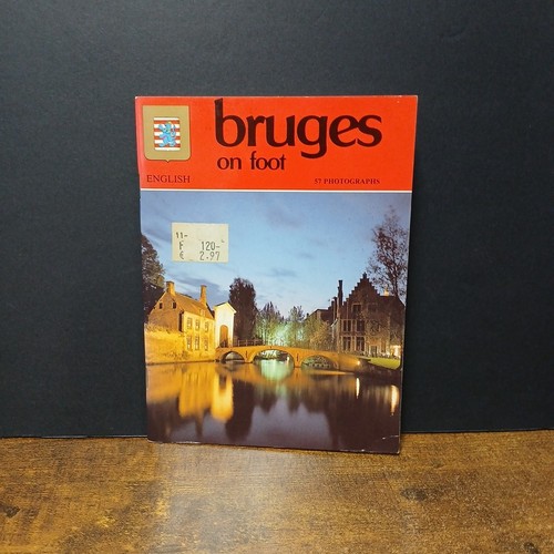 Vintage bruges foot tourist - vintage,