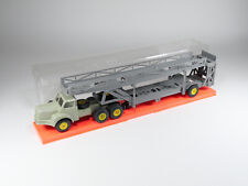 NOREV - 95 - Tracteur Berliet TBO 15 - Transporteur - Gris-vert - En boite