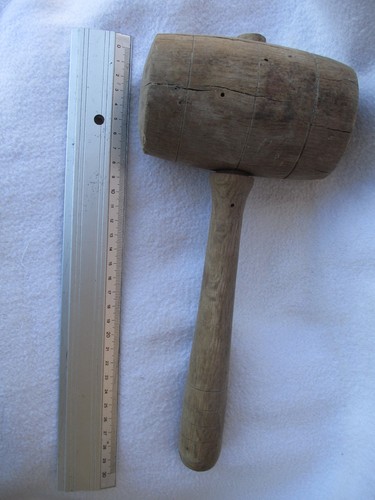 Outil ancien gros maillet - outil, en