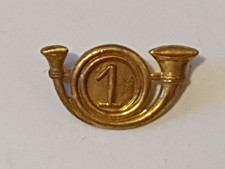 ARMEE BELGE  - INSIGNE DE BERET MILITAIRE  - 1 REGIMENT DE CHASSEUR A PIED  -