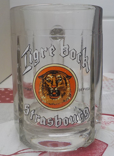 Chope emaillee ancienne biere - chope,