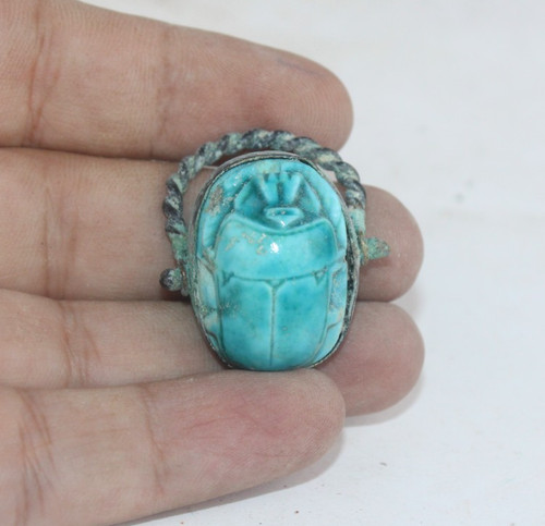 Bague scarabée pharaonique