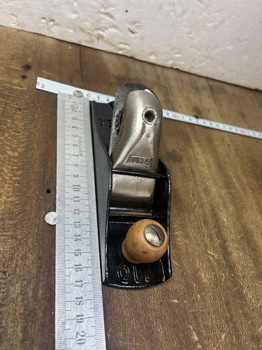 Rabot menuisier outil old tool - menuisier,