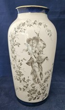 Ancien vase en faïence scène