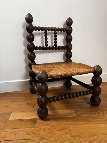 Chaise basse brutaliste - chaise,
