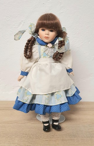 Poupée artiste porcelaine - poupée,