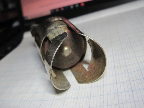 Ancien bouchon ressort de - a,
