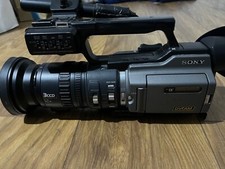 Sony DSR-PD170P PAL 3CCD Digital DVCAM & DV Recording Camcorder