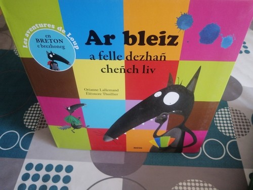 Livre le loup - ,