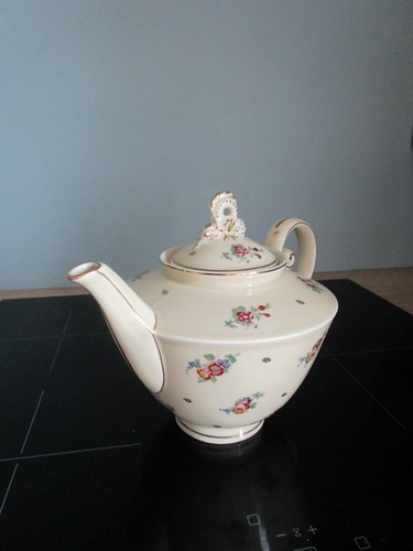 Theiere cafetiere - /,