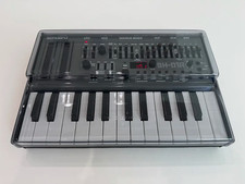 Roland SH-01A Boutique Series Synthesizer Module with K-25m, DeskSaver cover