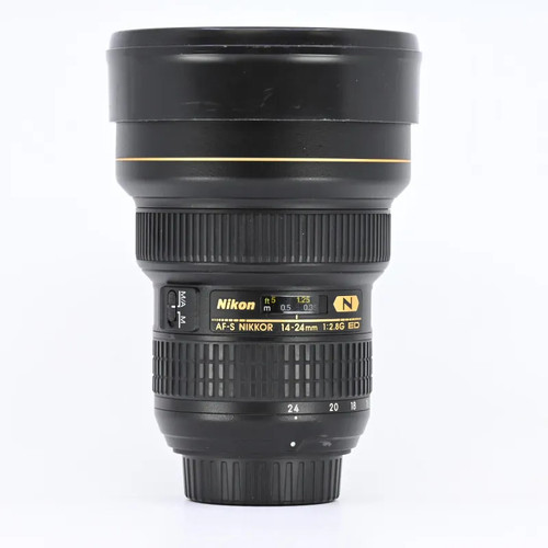 Nikon 24m af - nikon, n