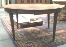 table de de salle XVI à manger en chêne massif ouvrant en son milieu xx siècle