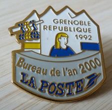 PIN'S PTT LA POSTE VILLE