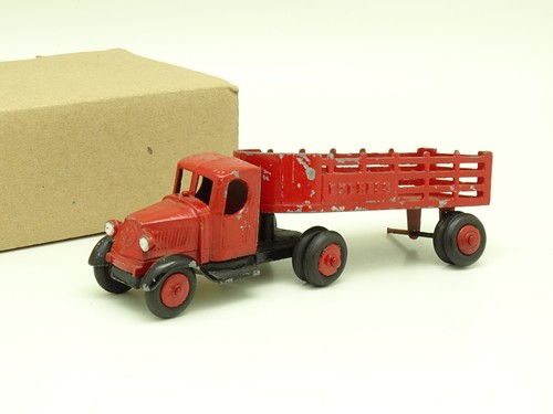Tootsietoy mack cab - tootsietoy, -mack
