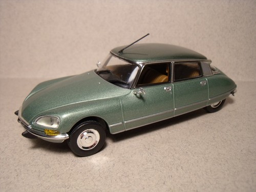 Citroen ds 23 pallas - 1/43,