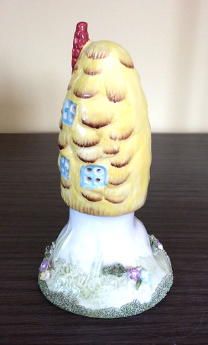 Ancienne maison champignon