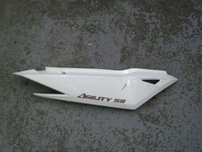 CARÉNAGE ARRIÈRE DROIT POUR KYMCO AGILITY 50 R16 DEPUIS 2010 (e23909)