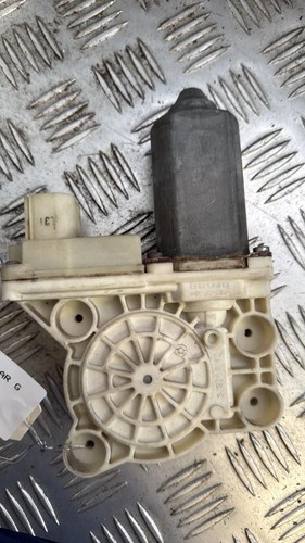 Moteur leve vitre arriere