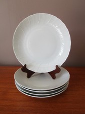 5 ASSIETTES CREUSES / CALOTTES