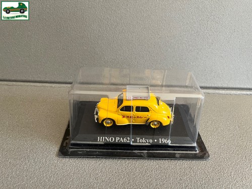 Voiture miniature renault - miniature, 4cv