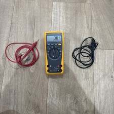 FLUKE 175 MULTIMETRE NUMERIQUE