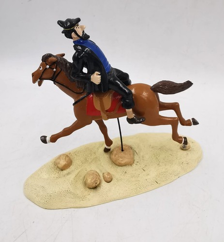 Hergé moulinsart sculpture - hergé-moulinsart-,