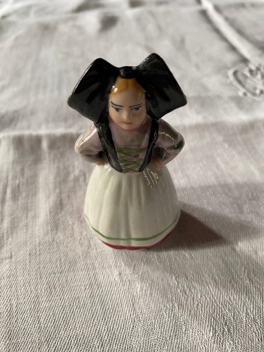 Ancien sujet petite fille - petite,