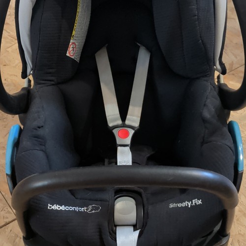 Siège auto bébé confort