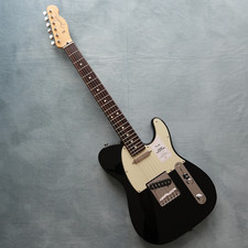 Fender Made in Japan Junior