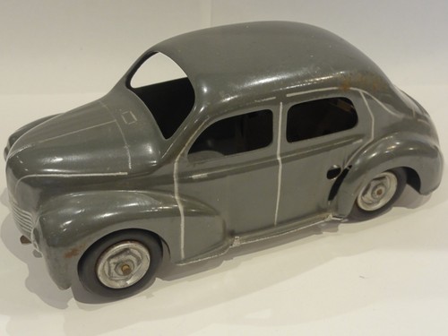 Cij renault 4cv grise en - 4cv,