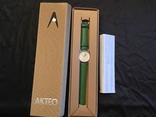 3 Montres akteo verte en cuir
