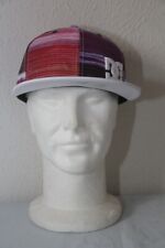 Original Casquette DC SKEEZY NEW ERA  57.7 cm  tons noirs rouge violets neuf  m1