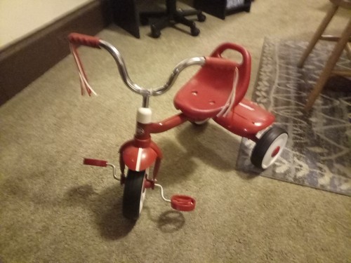 Radio flyer tricycle - radio,